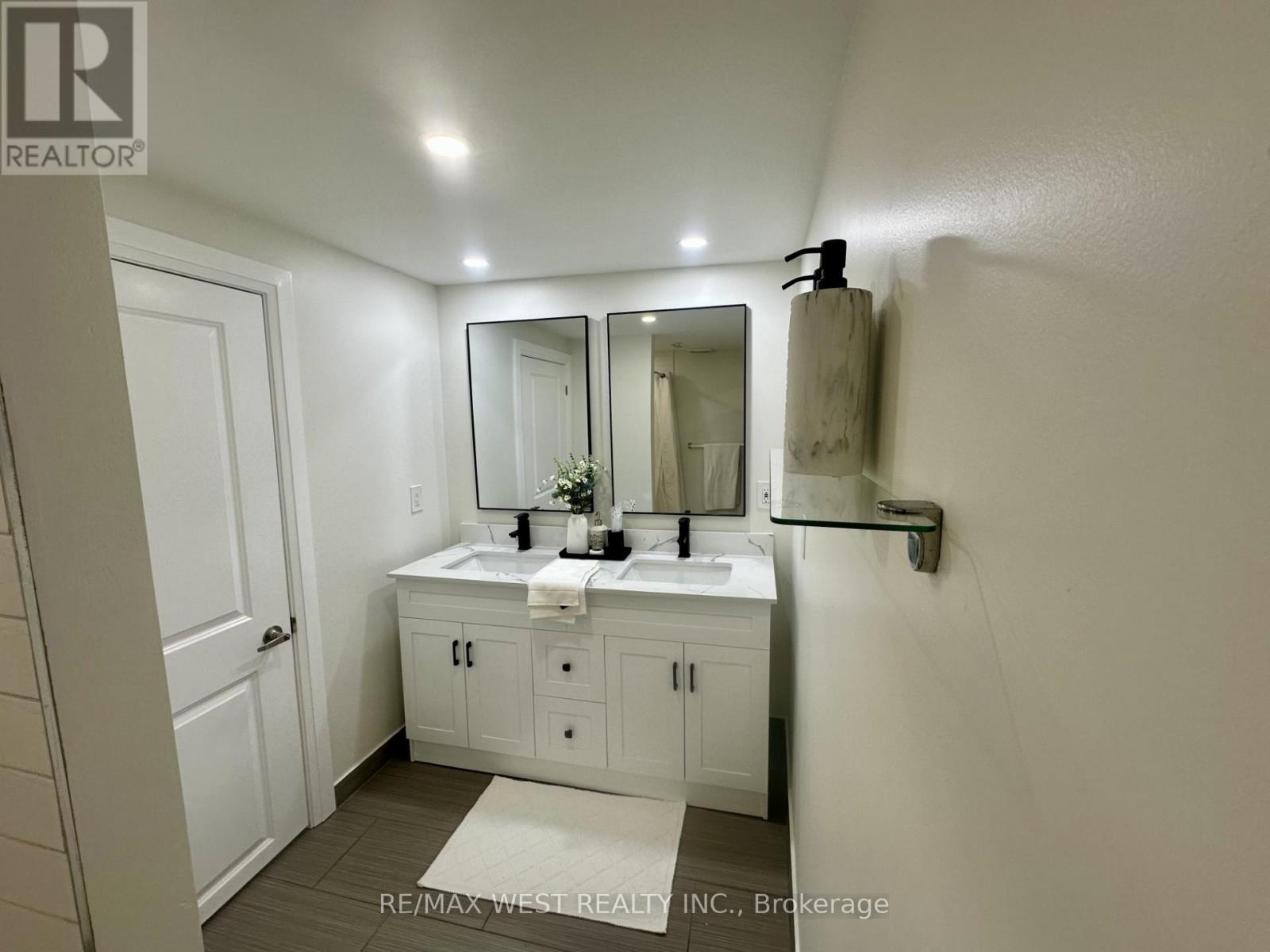 Basement - 544 Rustic Road, Toronto, Ontario  M6L 1Y1 - Photo 13 - W12809696