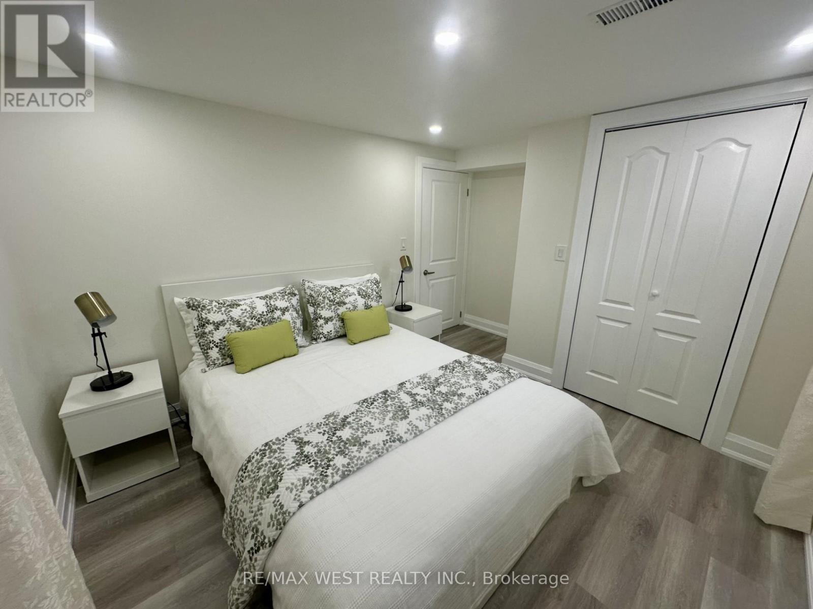 Basement - 544 Rustic Road, Toronto, Ontario  M6L 1Y1 - Photo 8 - W12809696