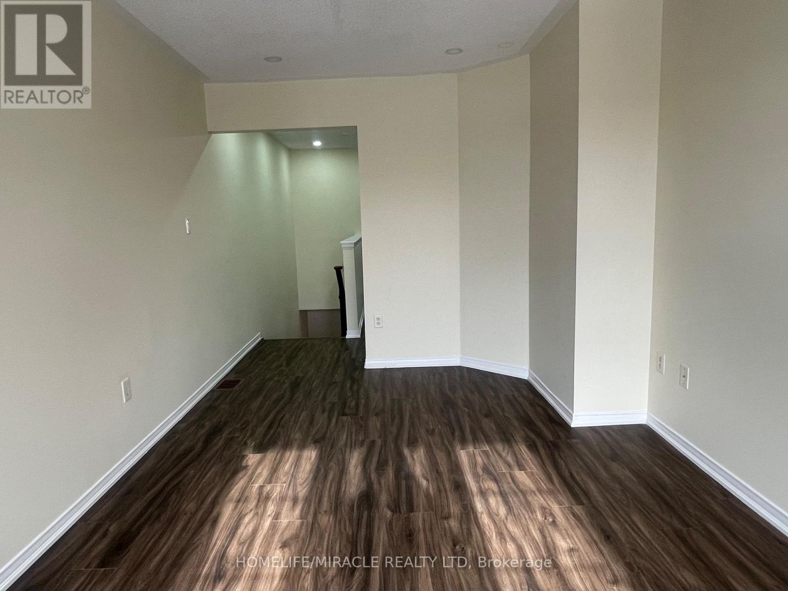 30 Lonestar Crescent, Brampton, Ontario  L7A 2H9 - Photo 15 - W12809702