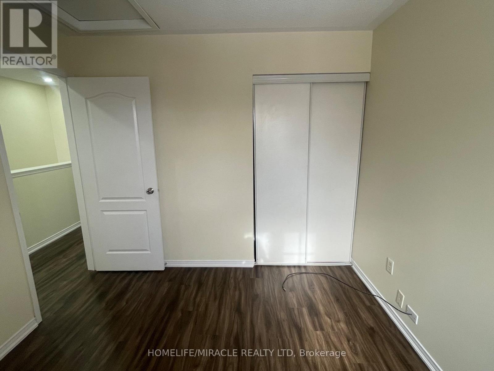 30 Lonestar Crescent, Brampton, Ontario  L7A 2H9 - Photo 17 - W12809702