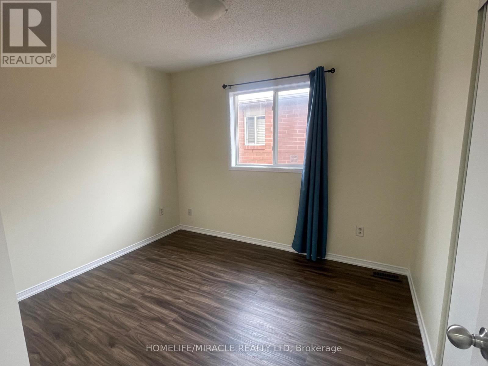 30 Lonestar Crescent, Brampton, Ontario  L7A 2H9 - Photo 18 - W12809702