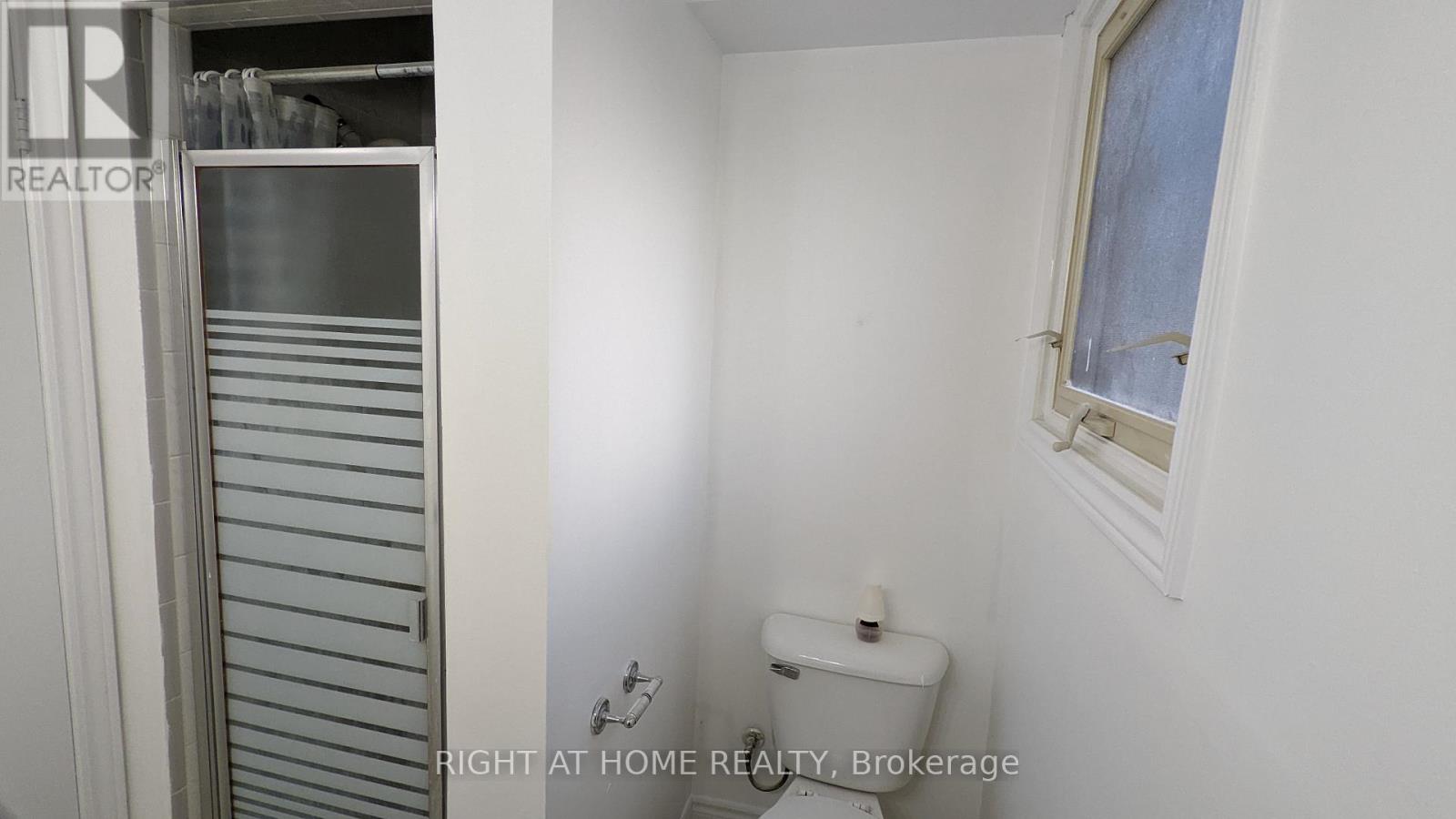 Lower Unit - 43 Glenayr Place, Welland, Ontario  L3C 3M6 - Photo 7 - X12809708