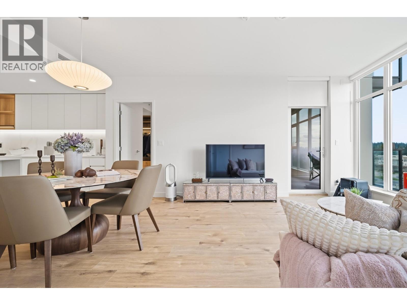 706 720 FARROW STREET, Coquitlam, British Columbia