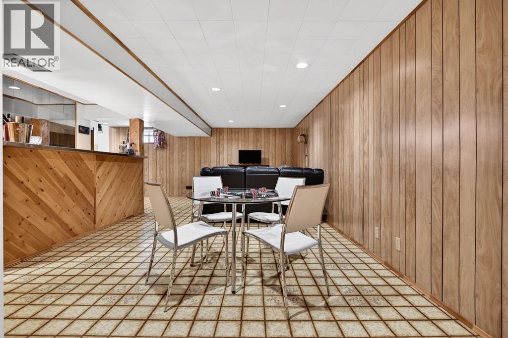 151 Erin Park Close Se, Calgary, Alberta  T2B 2V6 - Photo 29 - A2287304