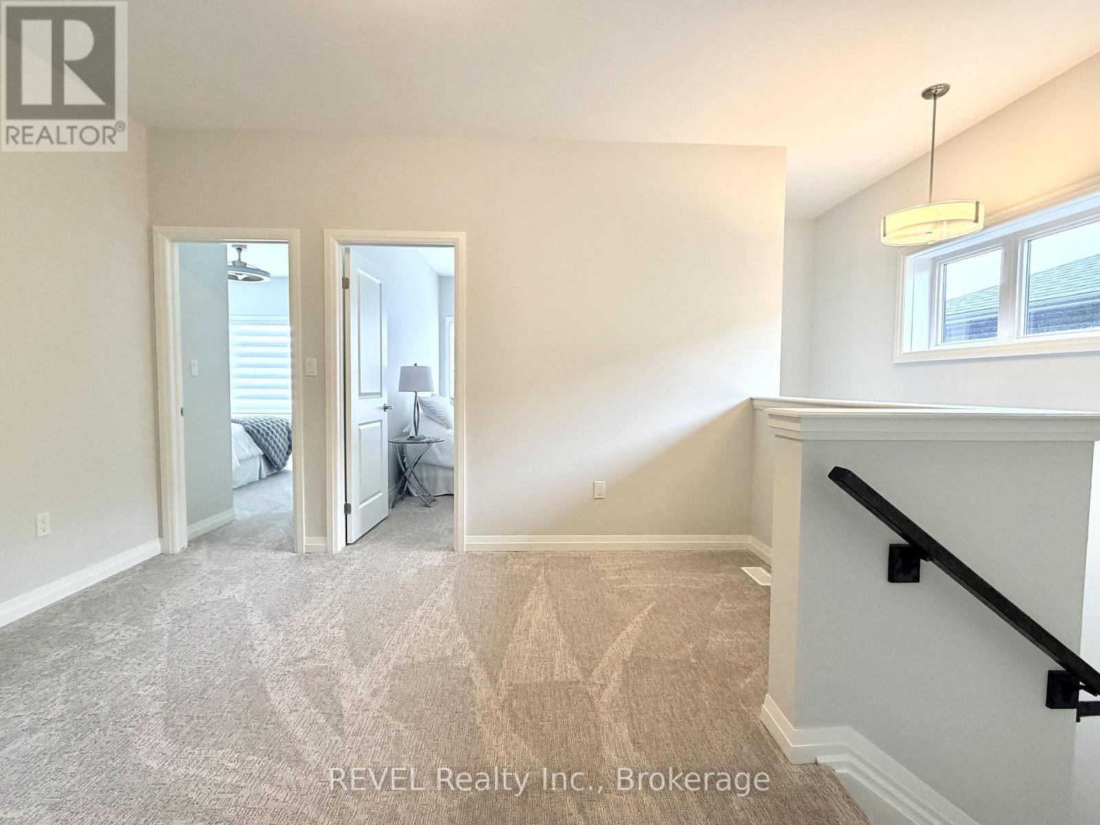 Upper - 7356 Majestic Trail, Niagara Falls, Ontario  L2H 3V4 - Photo 14 - X12809716