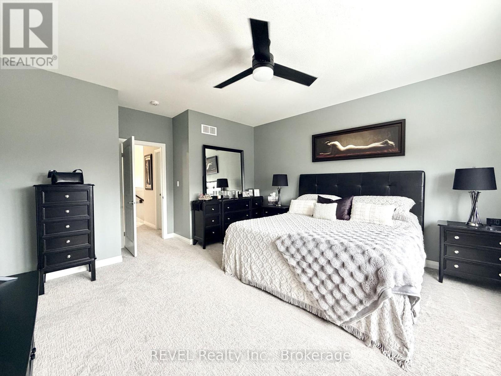 Upper - 7356 Majestic Trail, Niagara Falls, Ontario  L2H 3V4 - Photo 15 - X12809716