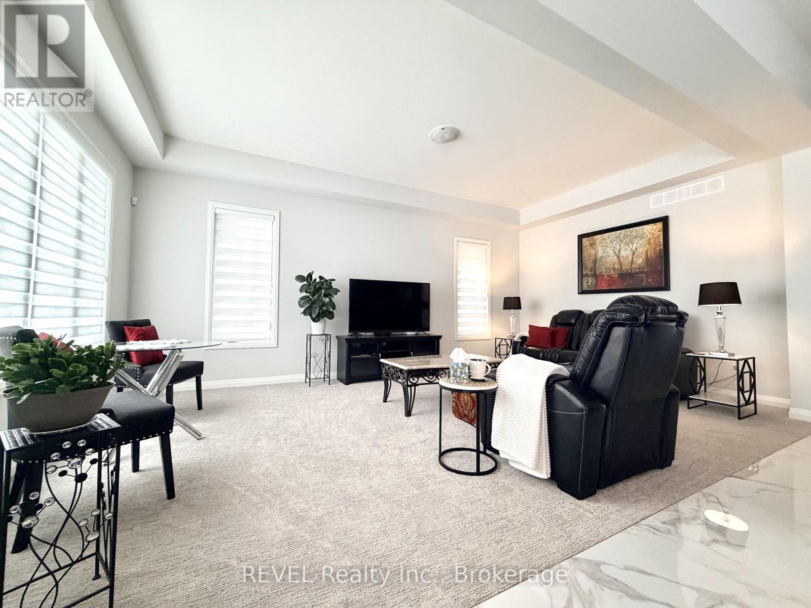 Upper - 7356 Majestic Trail, Niagara Falls, Ontario  L2H 3V4 - Photo 5 - X12809716