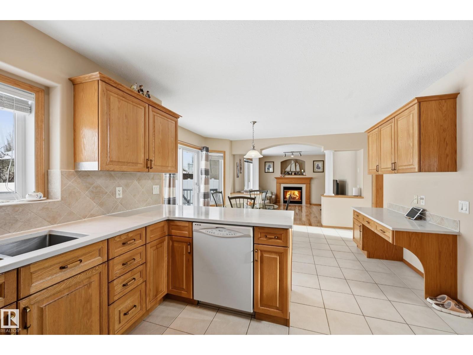 7220 161 Av Nw, Edmonton, Alberta  T5Z 3T7 - Photo 14 - E4474287