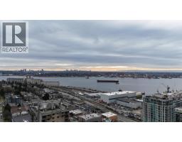 204 155 E 3RD STREET, North Vancouver, British Columbia
