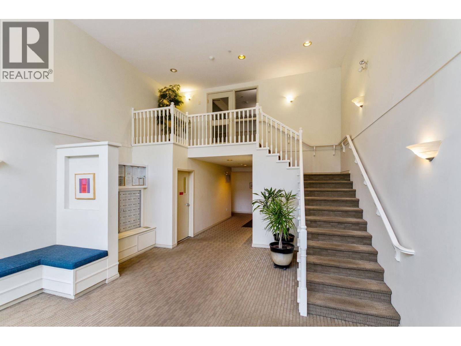 204 155 E 3rd Street, North Vancouver, British Columbia  V7L 1E5 - Photo 19 - R3090125