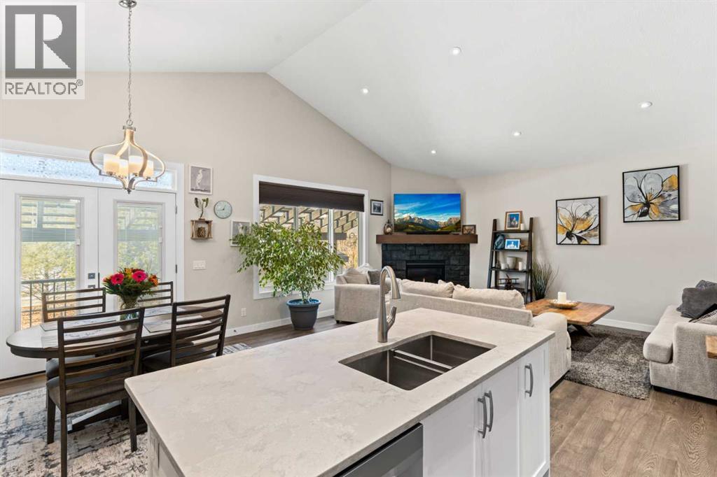 18 Drake Landing Street, Okotoks, Alberta  T1S 0P7 - Photo 13 - A2282904