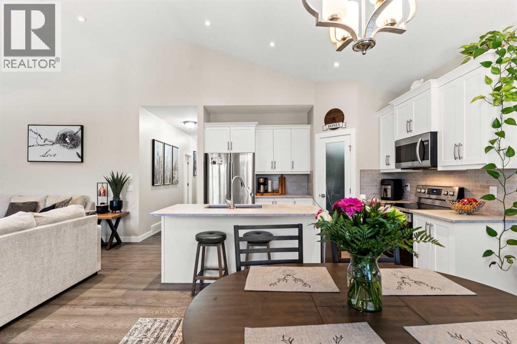 18 Drake Landing Street, Okotoks, Alberta  T1S 0P7 - Photo 12 - A2282904