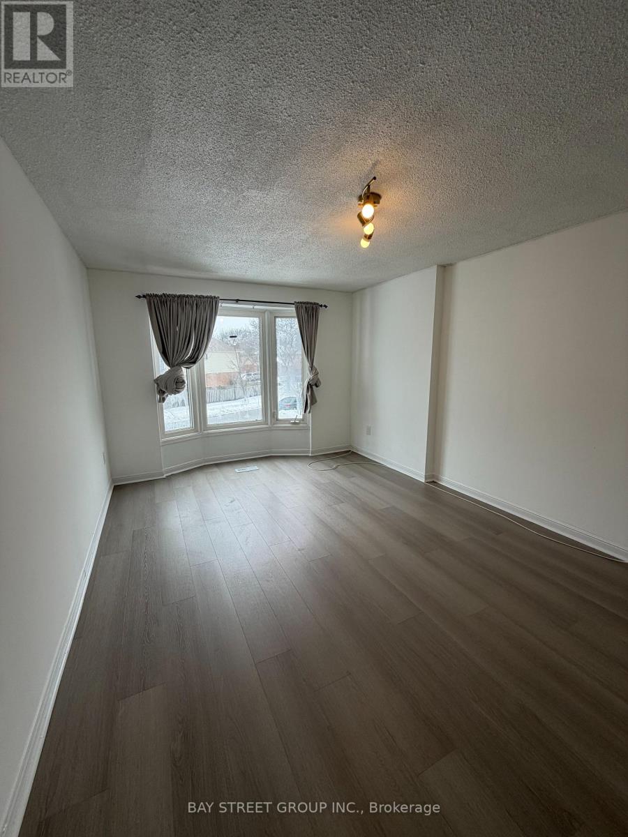 33 Winborne Road, Vaughan, Ontario  L4J 2R8 - Photo 15 - N12632882