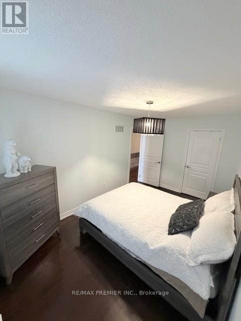 82 Chesterwood Crescent, Brampton, Ontario  L6Y 0Z5 - Photo 30 - W12809512