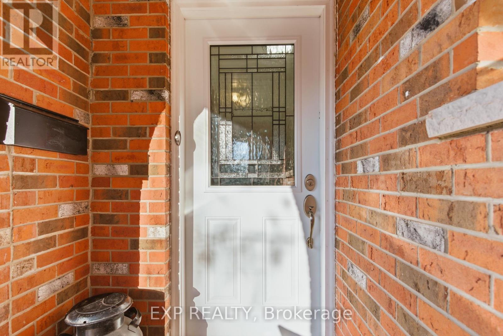 510 1/2 Niagara Street, St. Catharines, Ontario  L2M 3P5 - Photo 3 - X12809752