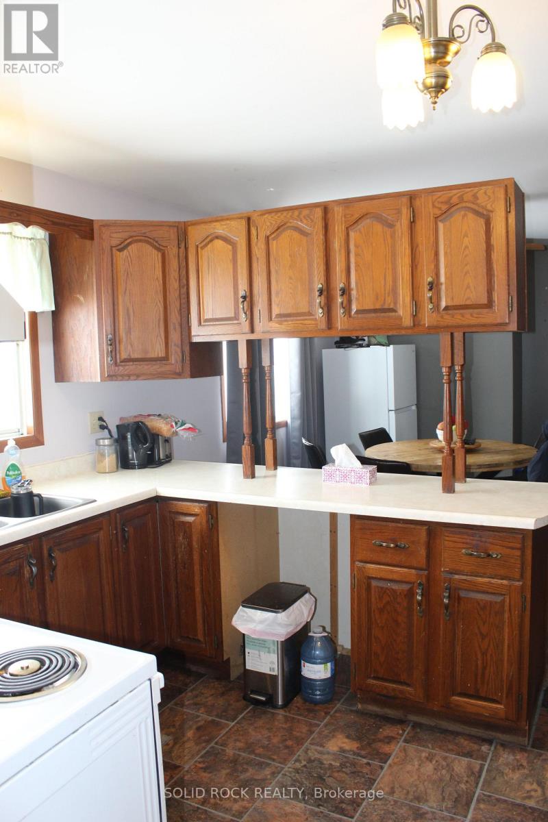 1500 Edward Street, Prescott, Ontario  K0E 1T0 - Photo 8 - X12809756
