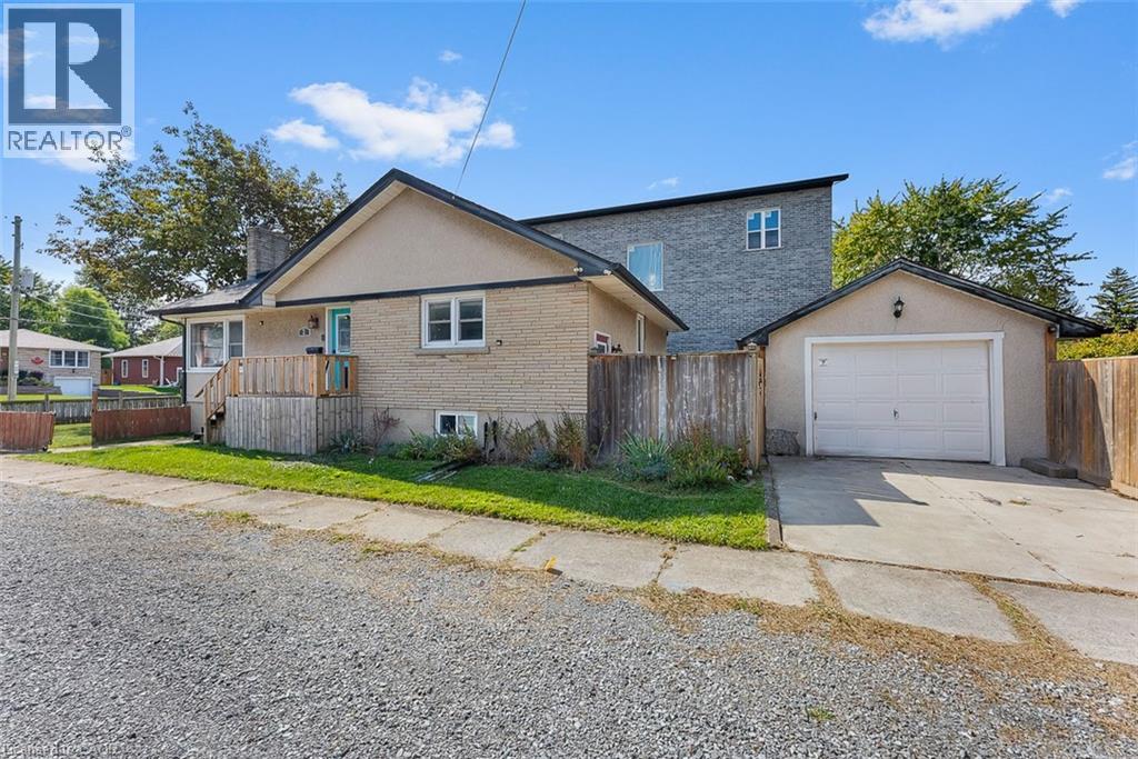 2 Homewood Avenue, Port Colborne, Ontario  L3K 5L5 - Photo 2 - 40774002