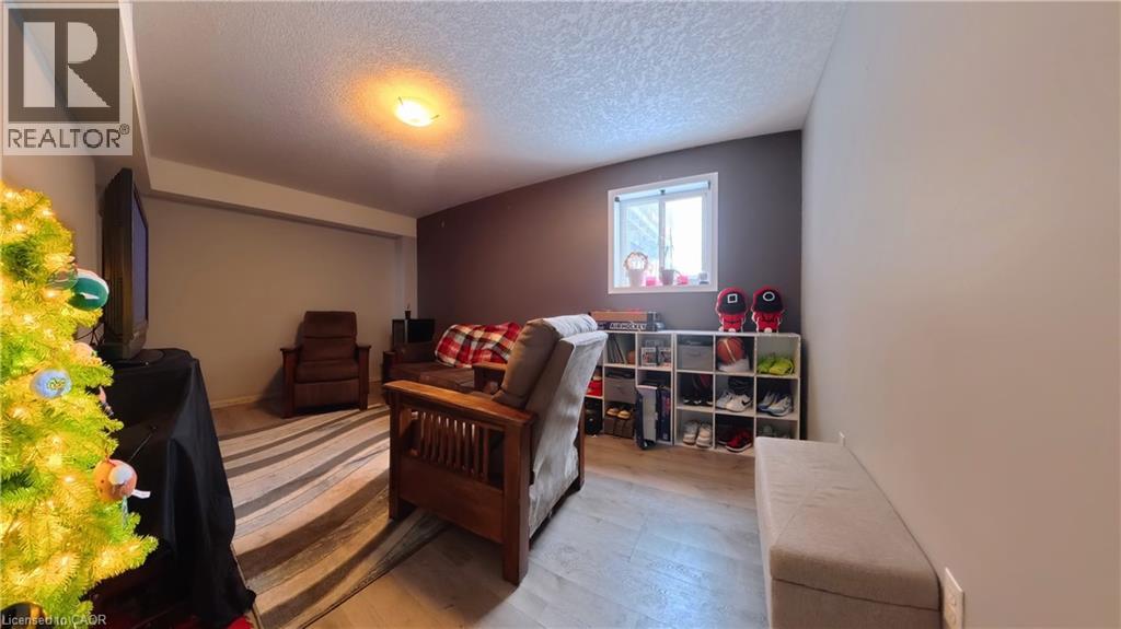 206 Westmeadow Drive, Kitchener, Ontario  N2N 3P9 - Photo 30 - 40795844