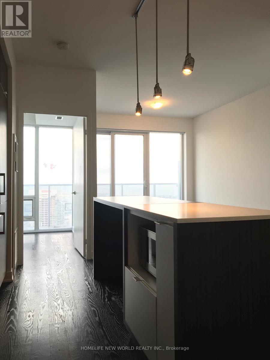 7006 - 88 Harbour Street, Toronto, Ontario  M5J 0C3 - Photo 6 - C12809768