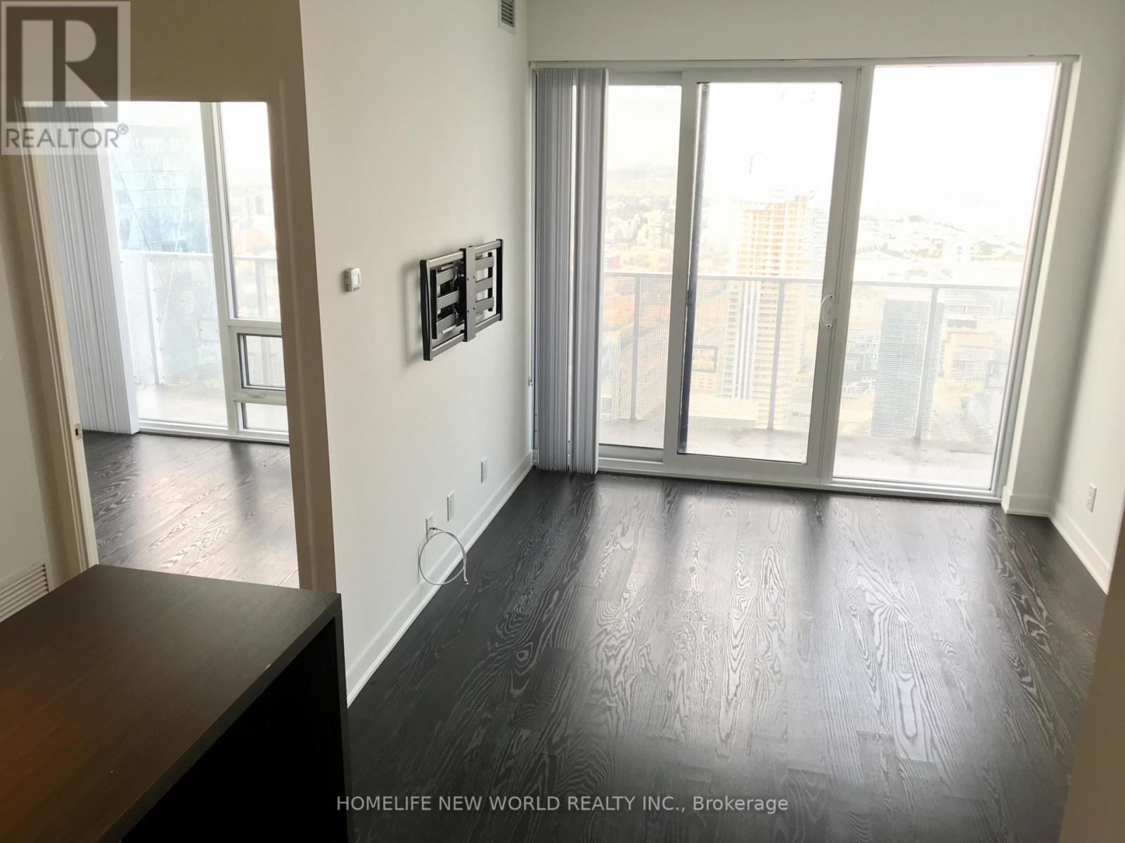 7006 - 88 Harbour Street, Toronto, Ontario  M5J 0C3 - Photo 7 - C12809768