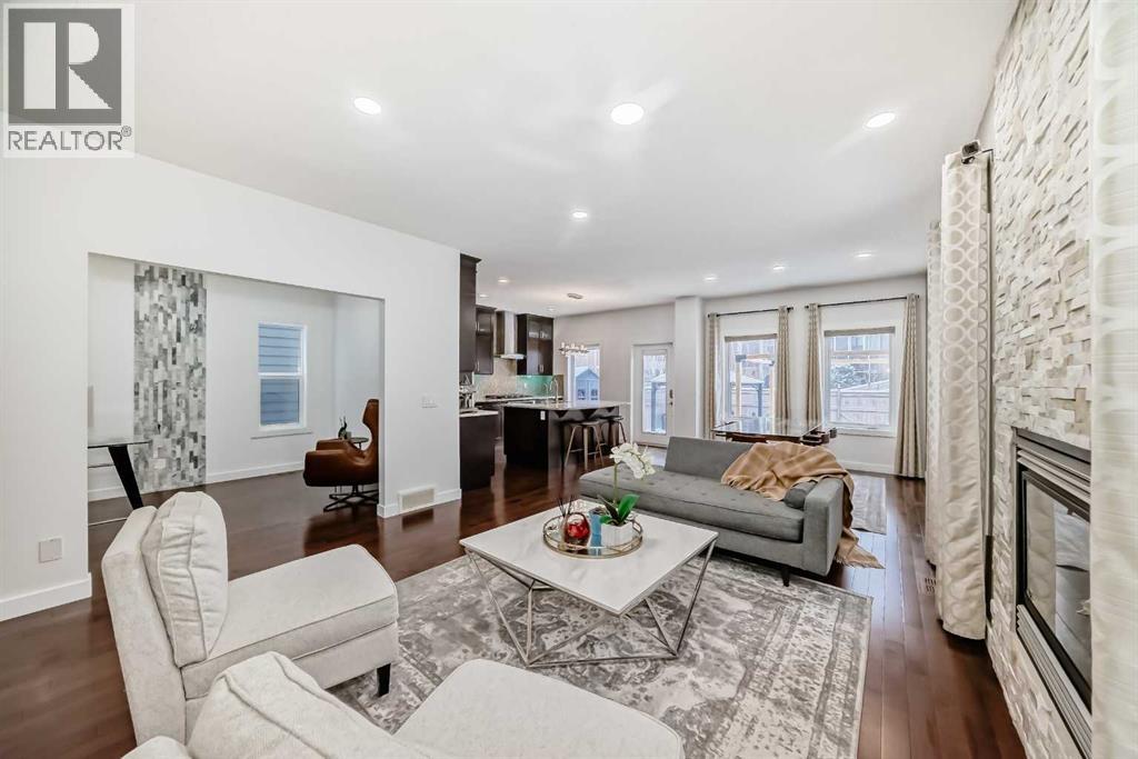 19 Valley Pointe Way Nw, Calgary, Alberta  T3B 6B1 - Photo 8 - A2284371