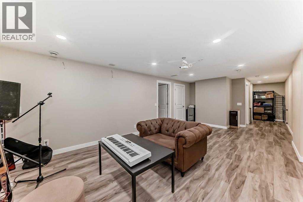 19 Valley Pointe Way Nw, Calgary, Alberta  T3B 6B1 - Photo 29 - A2284371