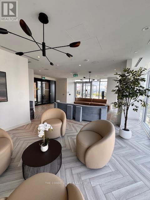 1605 - 380 Dundas Street W, Toronto, Ontario  M5T 1G2 - Photo 27 - C12809772