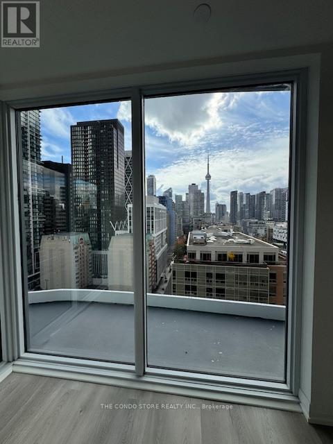 1605 - 380 Dundas Street W, Toronto, Ontario  M5T 1G2 - Photo 7 - C12809772