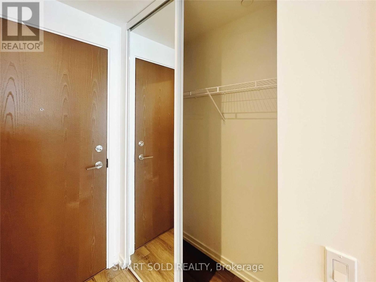 1807 - 1000 Portage Parkway, Vaughan, Ontario  L4K 5K8 - Photo 25 - N12809778