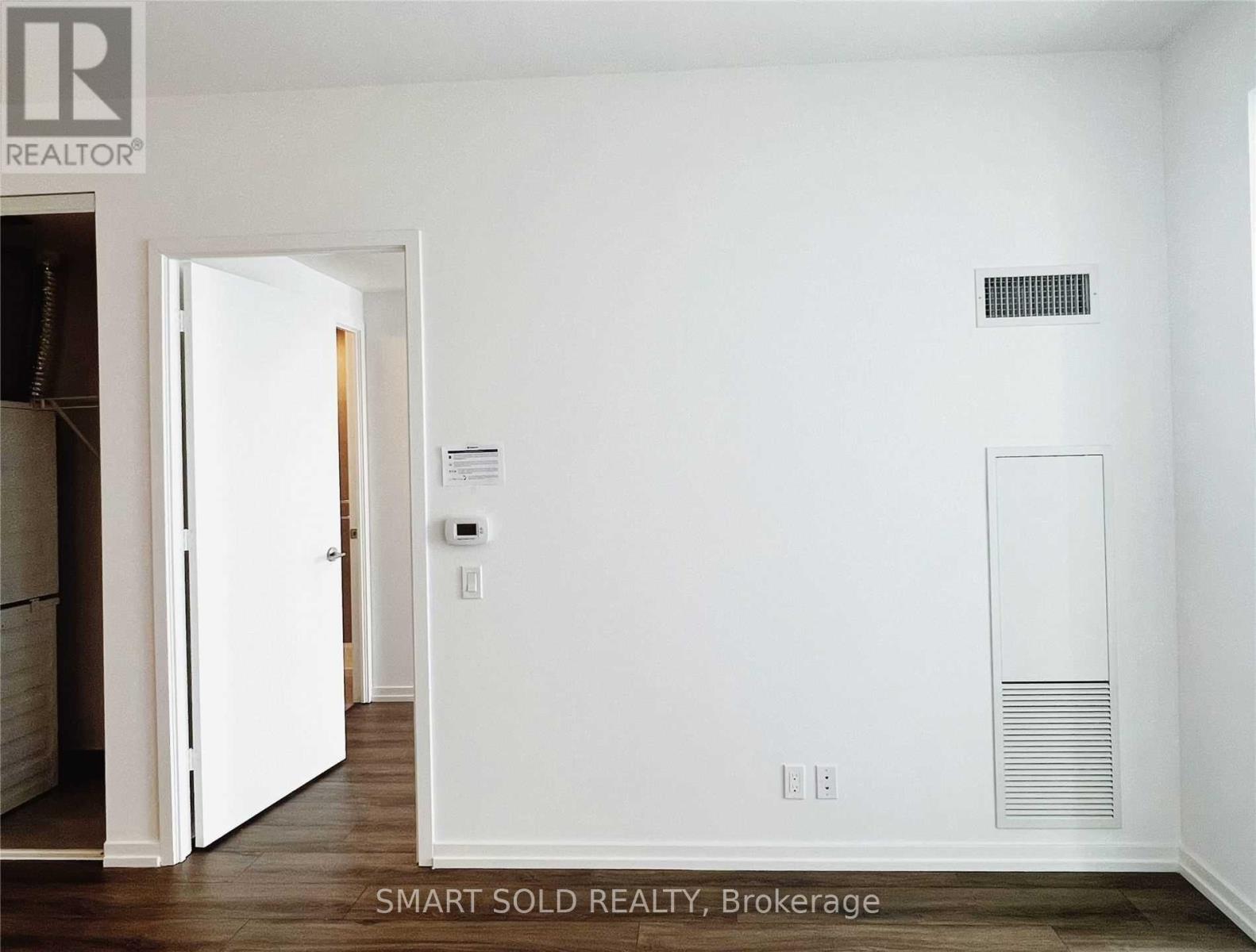 1807 - 1000 Portage Parkway, Vaughan, Ontario  L4K 5K8 - Photo 11 - N12809780