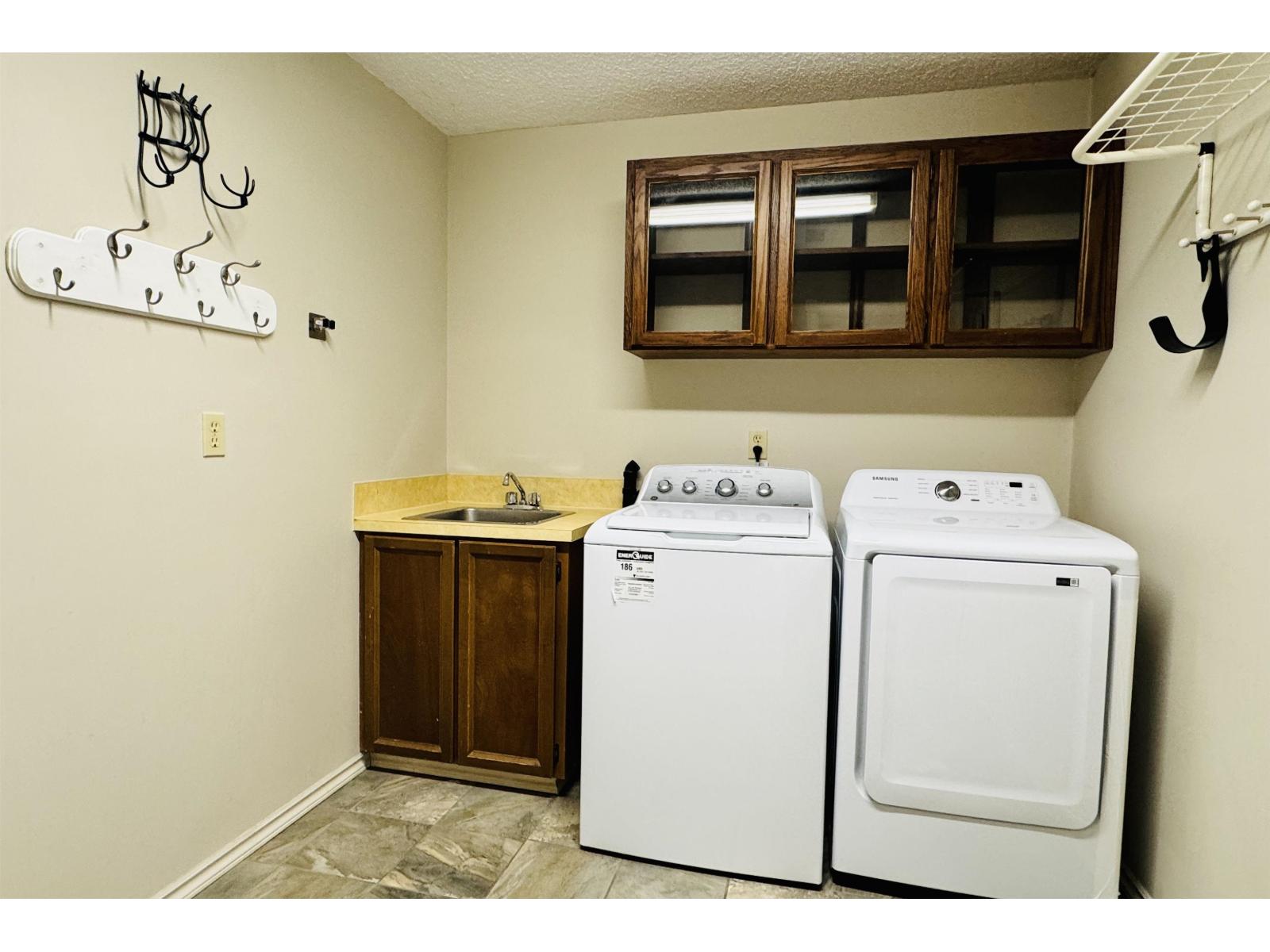 6830 Cedarbrook Place, Delta, British Columbia  V4E 3C5 - Photo 24 - R3091088