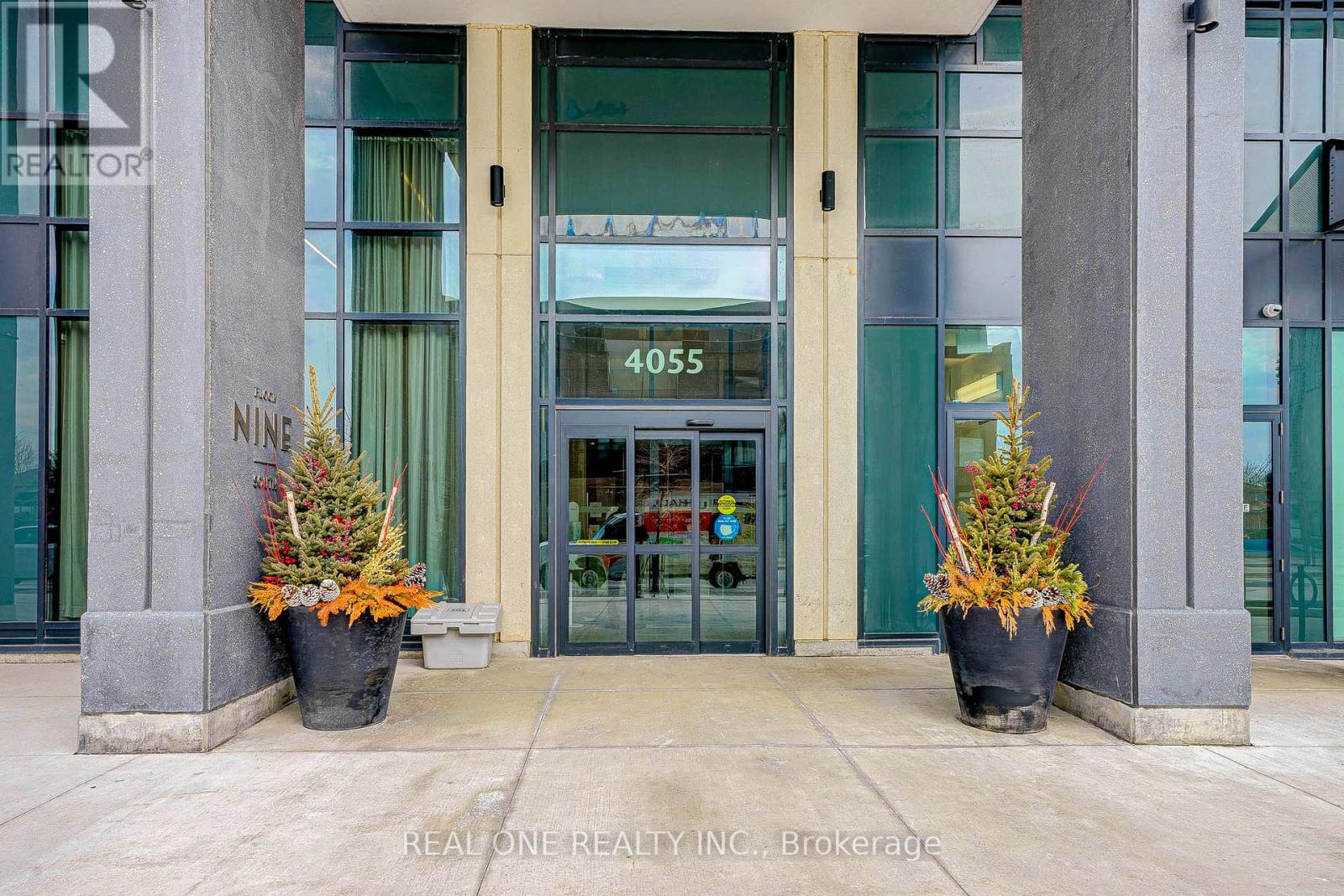 422 - 4055 Parkside Village Drive, Mississauga, Ontario  L5B 0K8 - Photo 3 - W12809786