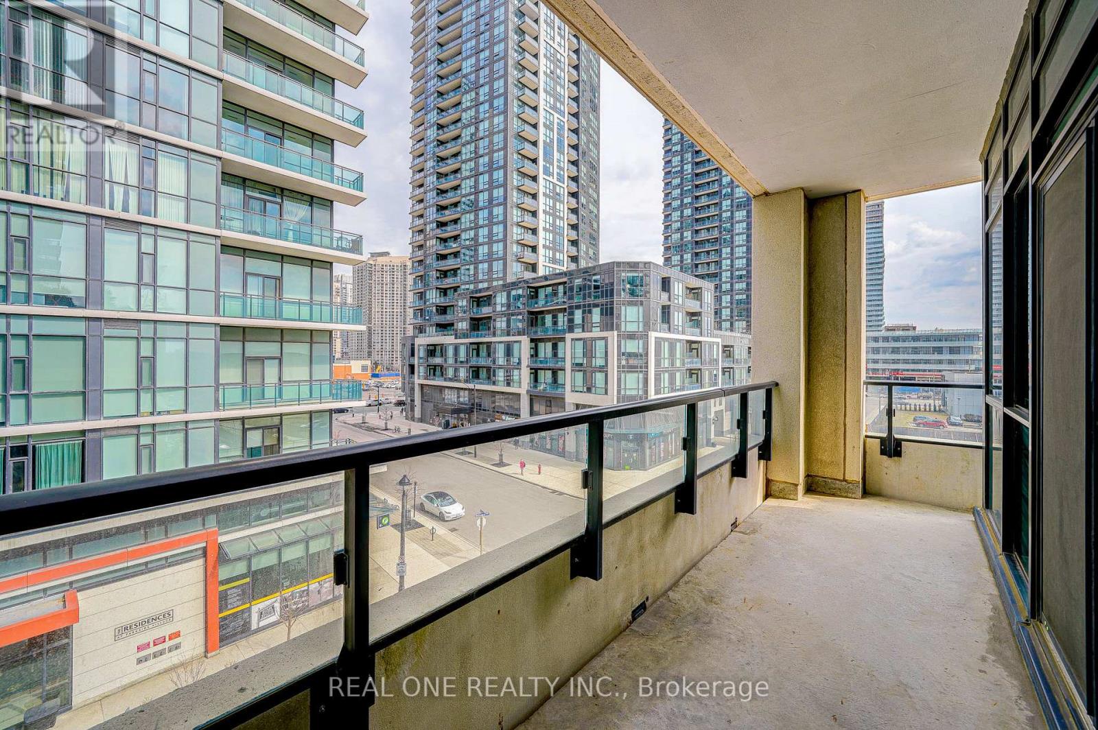 422 - 4055 Parkside Village Drive, Mississauga, Ontario  L5B 0K8 - Photo 30 - W12809786