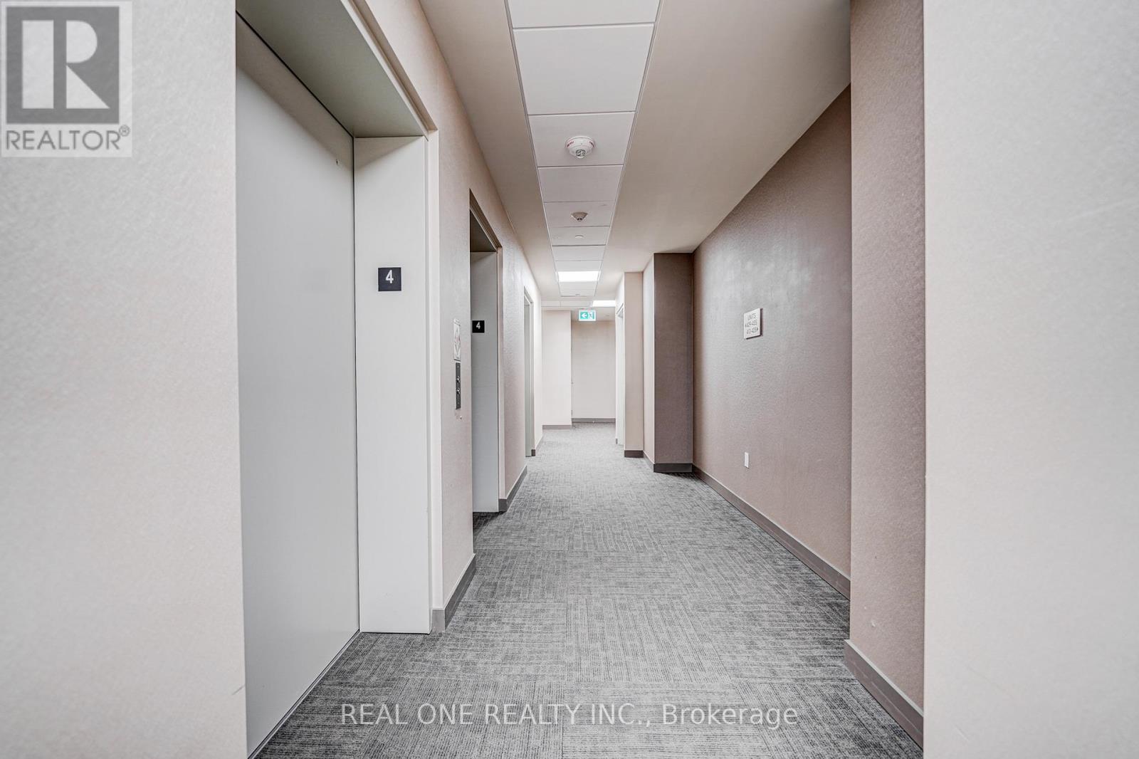 422 - 4055 Parkside Village Drive, Mississauga, Ontario  L5B 0K8 - Photo 4 - W12809786