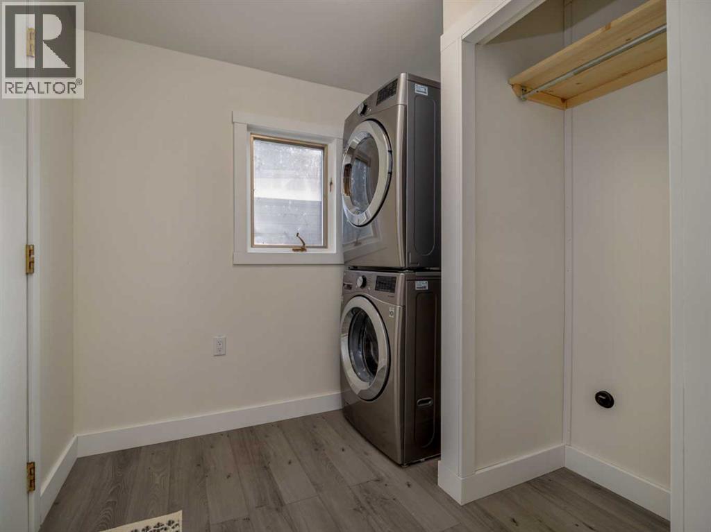 818 Mountain Street, Pincher Creek, Alberta  T0K 1W0 - Photo 26 - A2286562