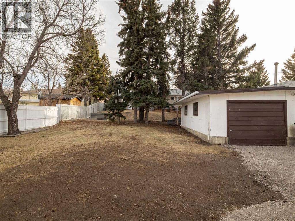 818 Mountain Street, Pincher Creek, Alberta  T0K 1W0 - Photo 30 - A2286562