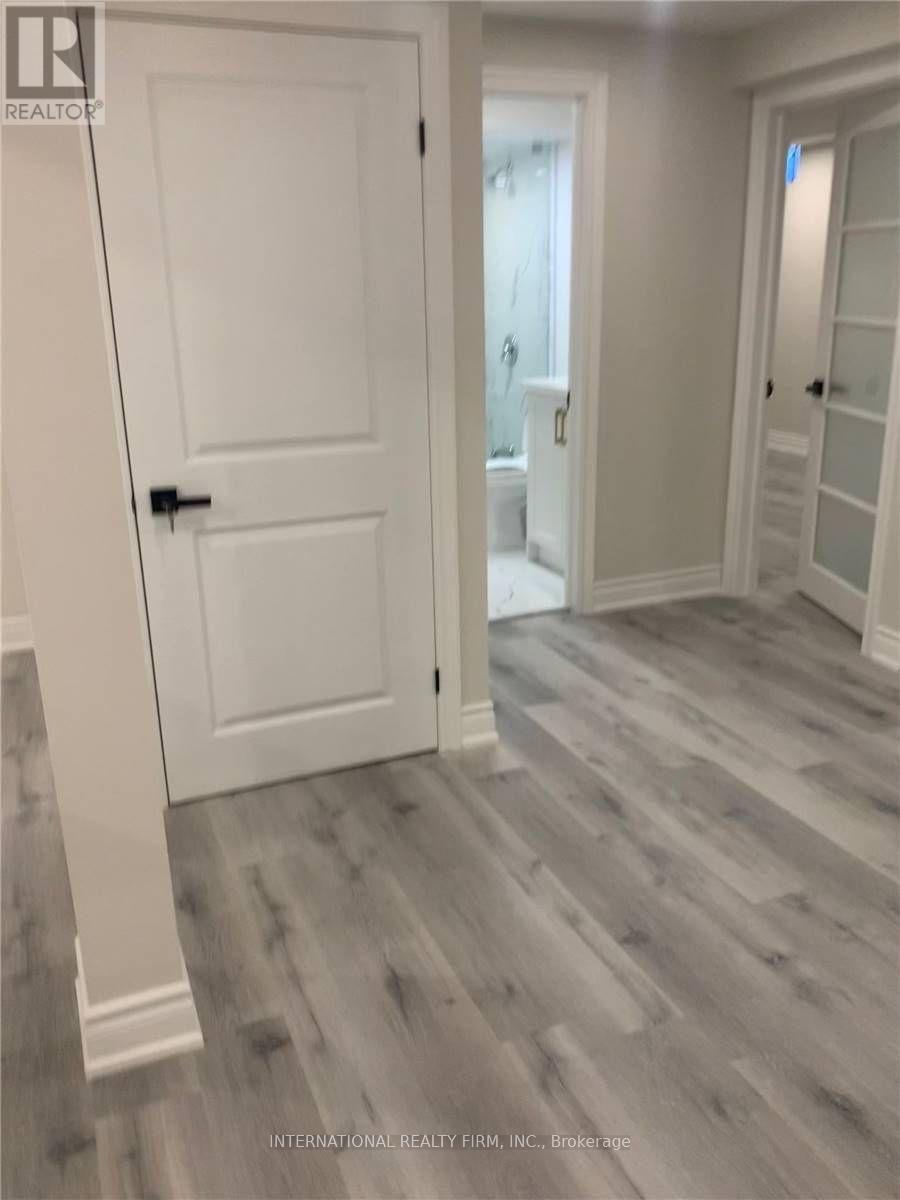 62 Embassy Drive, Vaughan, Ontario  L4L 5B1 - Photo 5 - N12809794