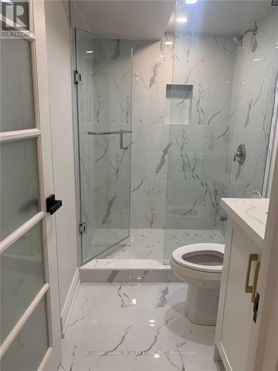 62 Embassy Drive, Vaughan, Ontario  L4L 5B1 - Photo 6 - N12809794