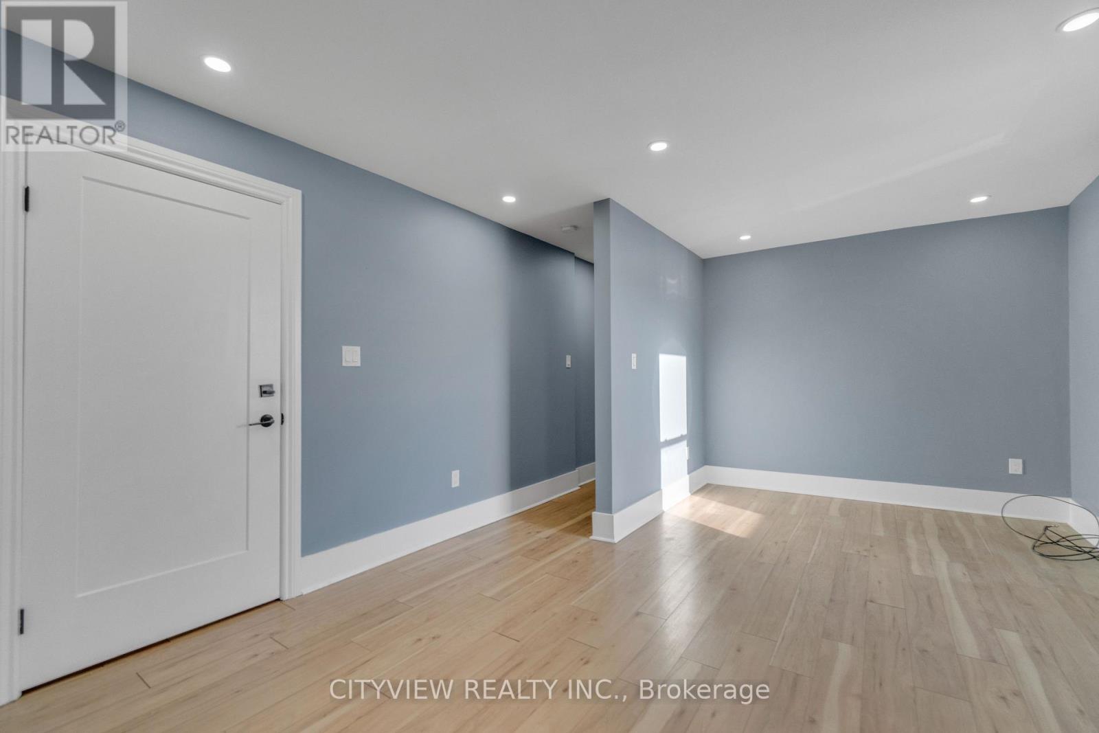 382 Beach Road, Hamilton, Ontario  L8H 3K5 - Photo 26 - X12809792