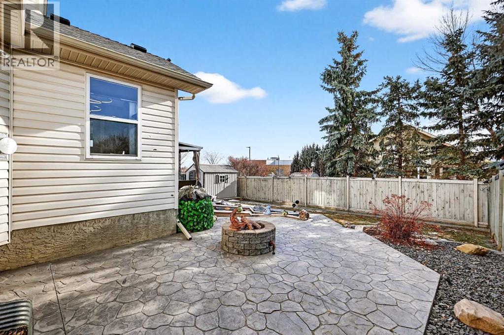 61 Somerset Crescent Sw, Calgary, Alberta  T2Y 3V8 - Photo 42 - A2287399