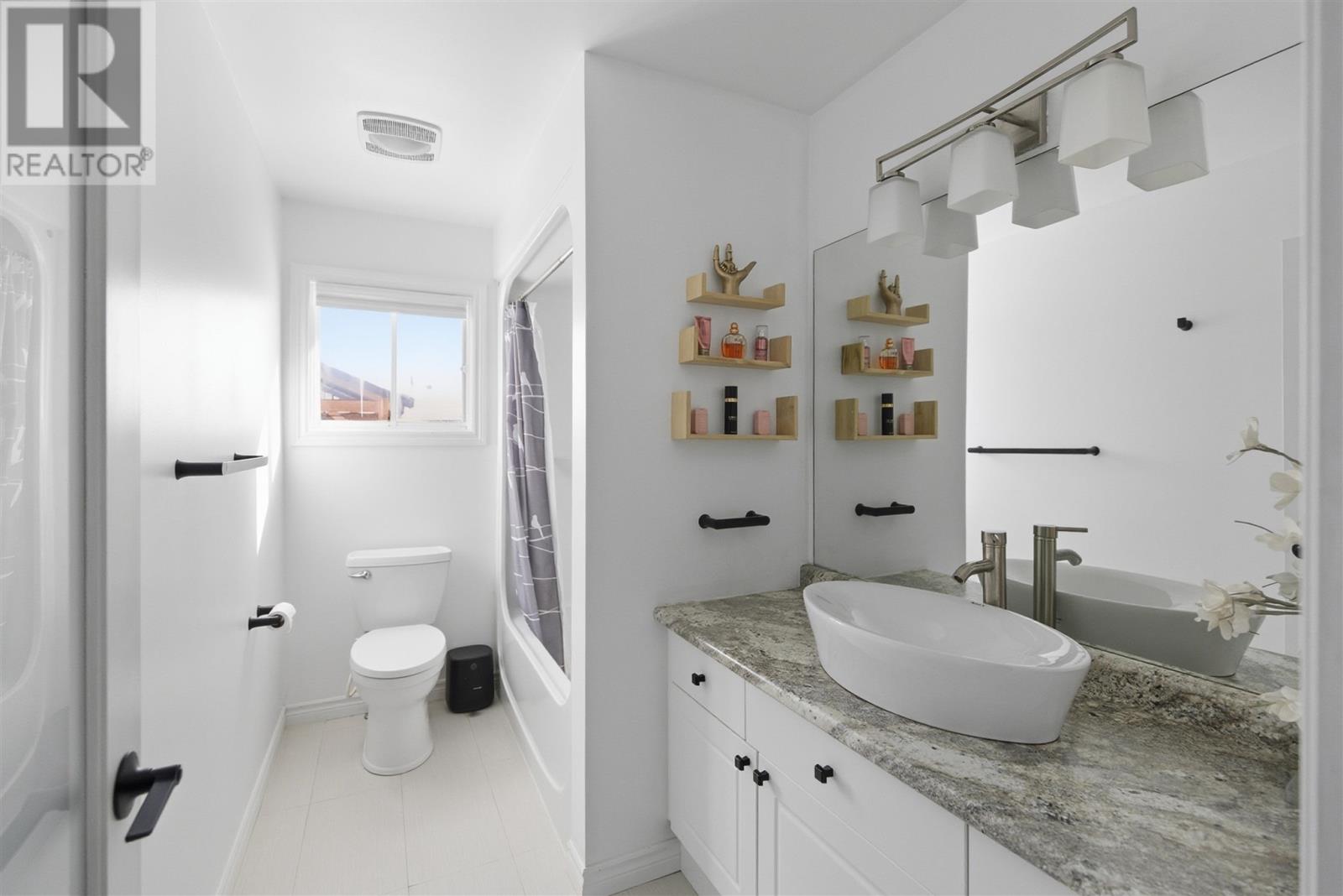 129 Simon Ave, Sault Ste. Marie, Ontario P6A 6T1 - Photo 16 - SM260225