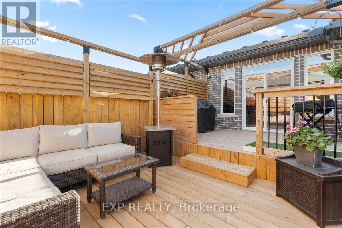 30 Raycroft Drive, Belleville (Thurlow Ward), Ontario  K8N 0R4 - Photo 23 - X12809824