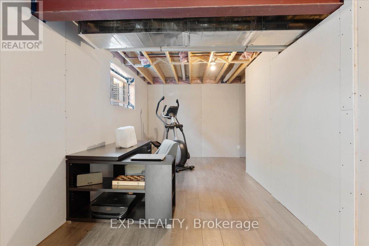 30 Raycroft Drive, Belleville (Thurlow Ward), Ontario  K8N 0R4 - Photo 27 - X12809824