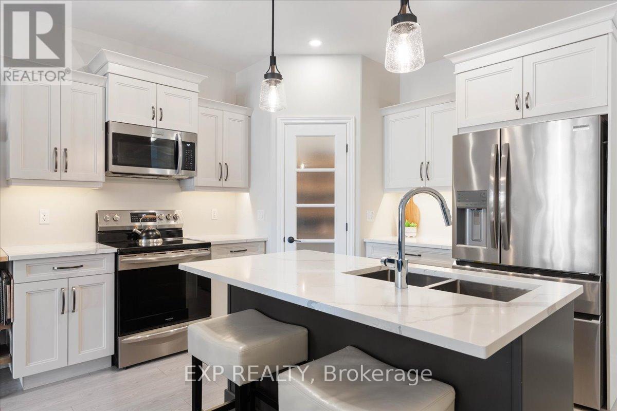 30 Raycroft Drive, Belleville (Thurlow Ward), Ontario  K8N 0R4 - Photo 6 - X12809824