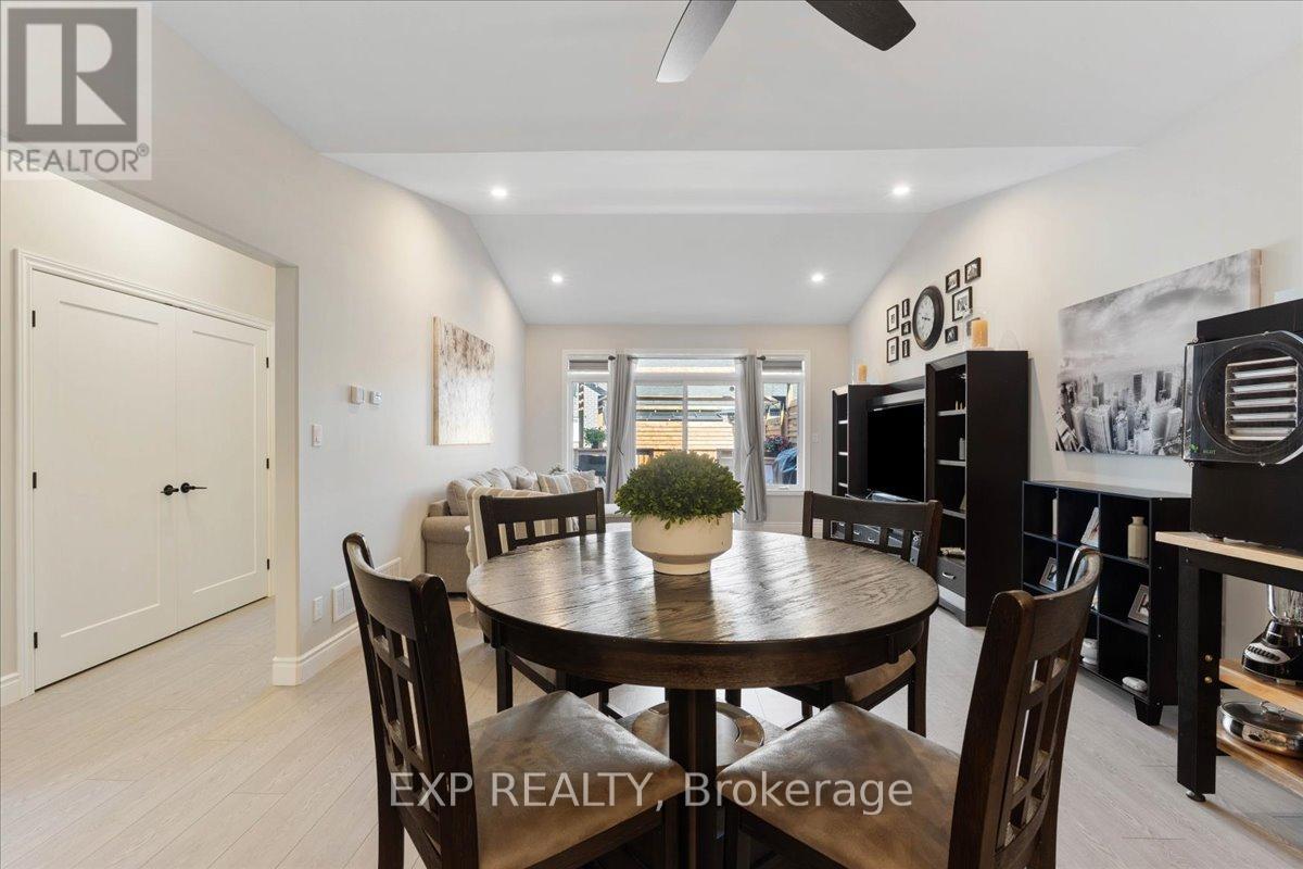 30 Raycroft Drive, Belleville (Thurlow Ward), Ontario  K8N 0R4 - Photo 9 - X12809824