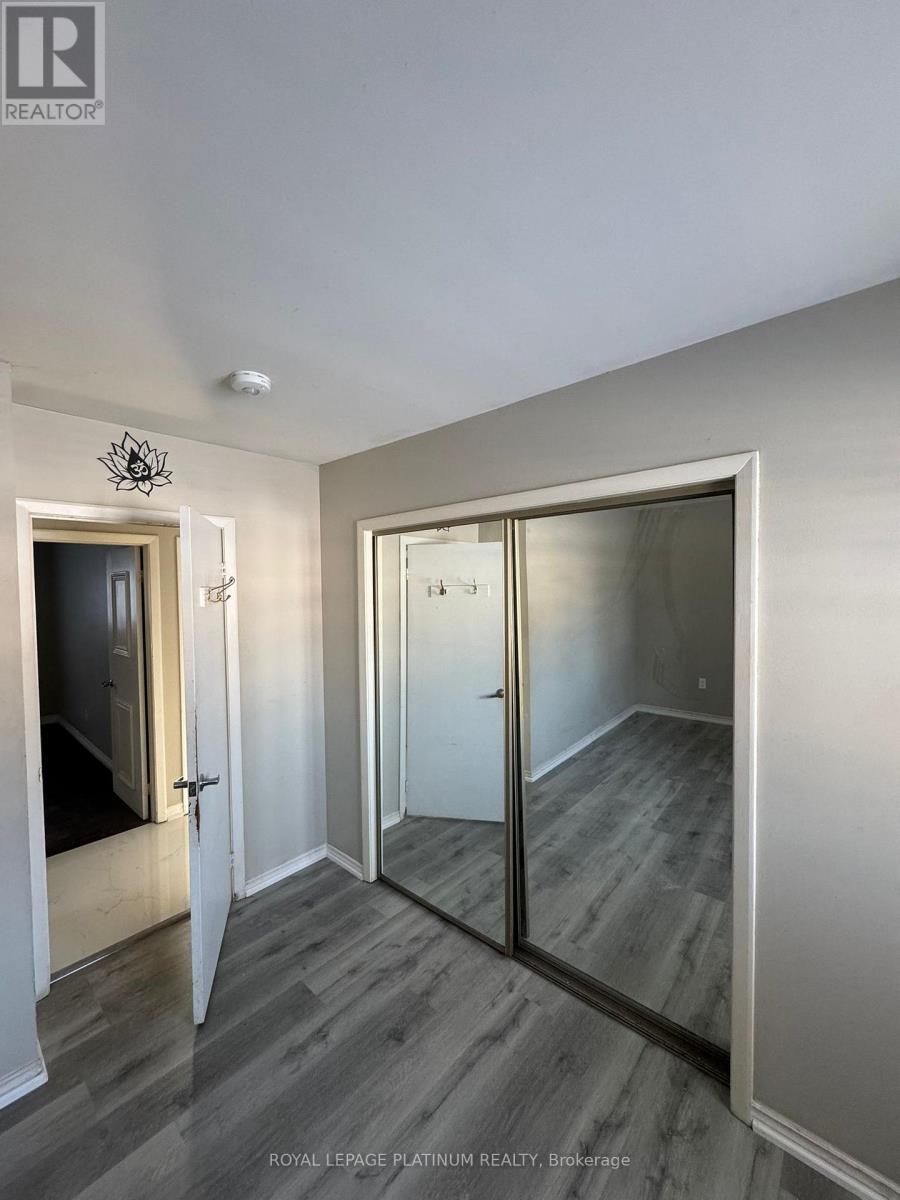 179 Bartley Bull Parkway, Brampton, Ontario  L6W 2K1 - Photo 3 - W12755324