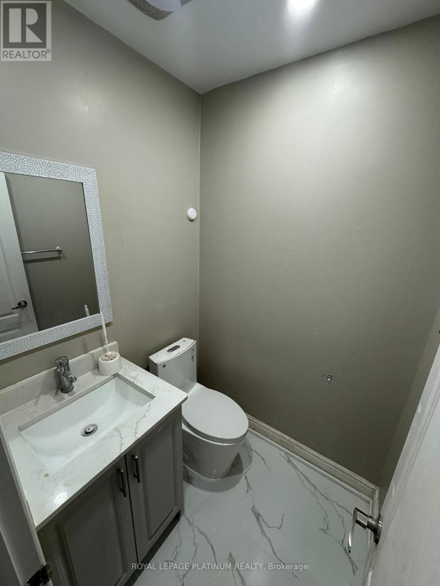 179 Bartley Bull Parkway, Brampton, Ontario  L6W 2K1 - Photo 8 - W12755324