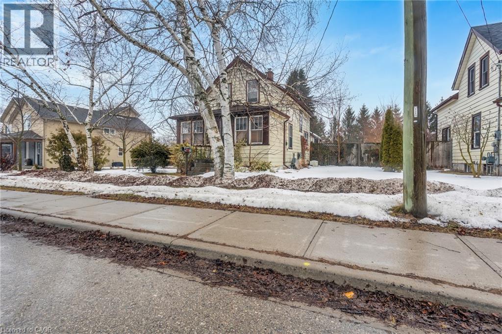 42 Sanders Street, Tillsonburg, Ontario  N4G 1H6 - Photo 2 - 40806695