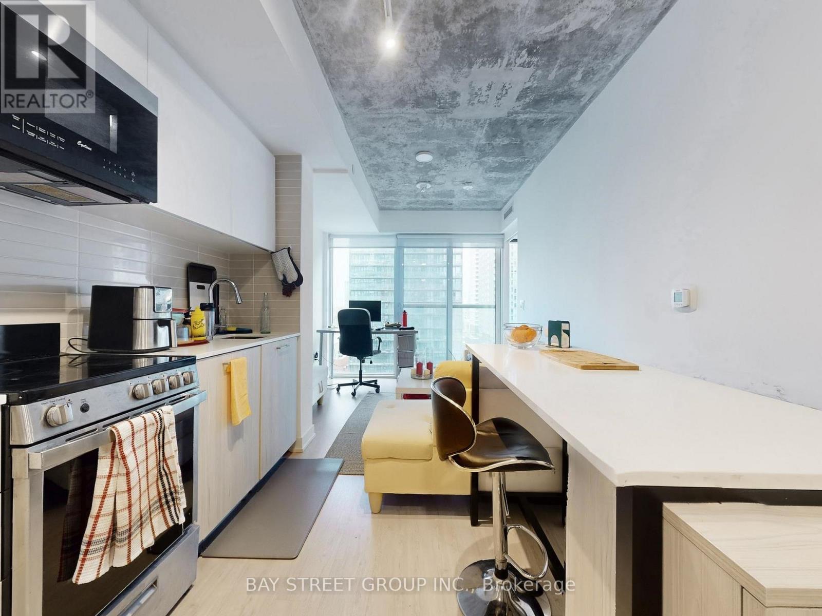 1303 - 65 Mutual Street, Toronto, Ontario  M5B 0E5 - Photo 16 - C12809818