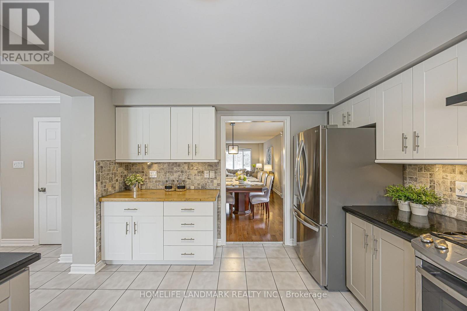 246 Jelley Avenue, Newmarket, Ontario  L3X 1S6 - Photo 19 - N12809804